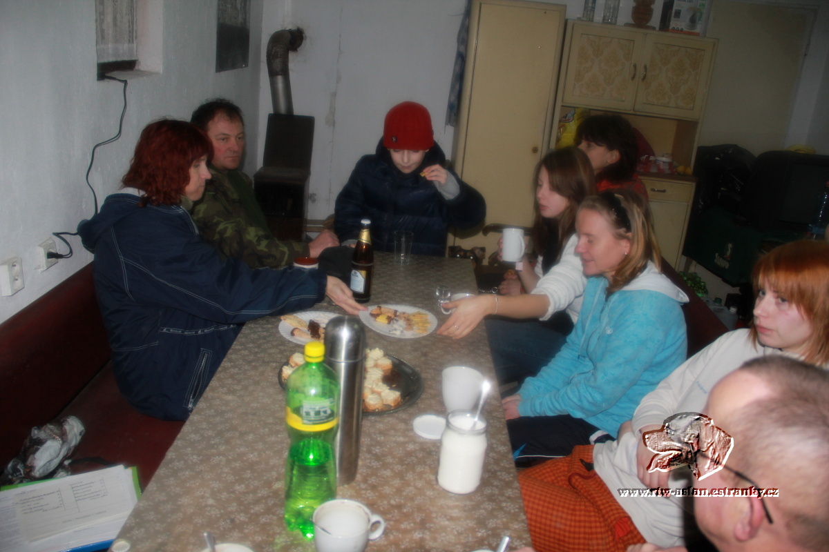 2011 prosinec 29.  214